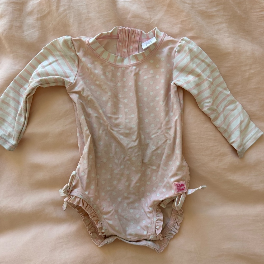 RuffleButts polka dot baby girl pink rash guard swimsuit 6-12m